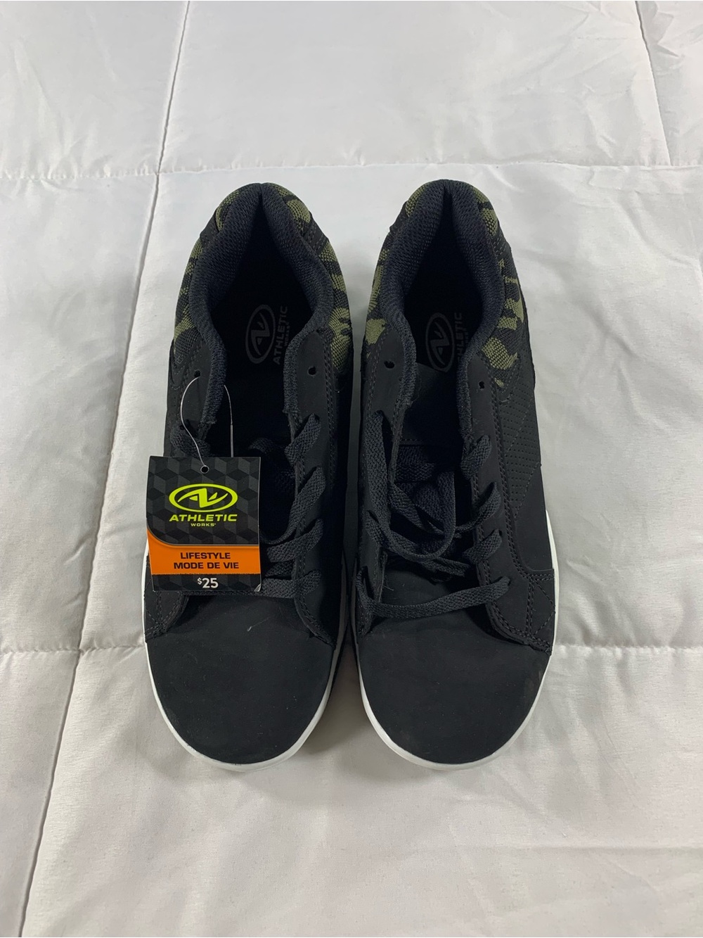 New ATHLETIC WORKS sneakers mens size 8